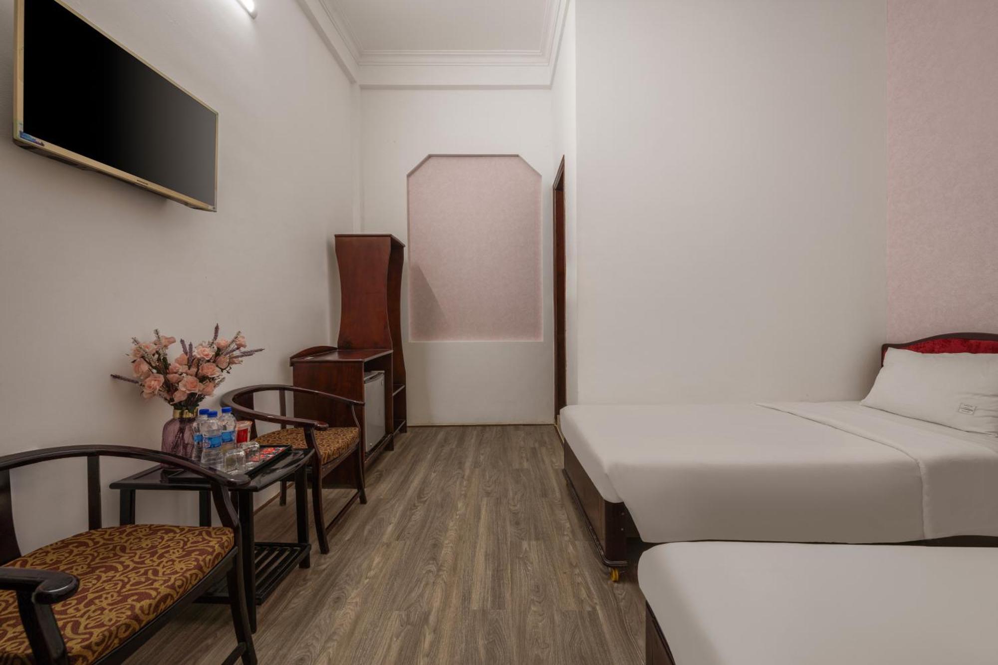 Kly Hotel Hue Exterior photo