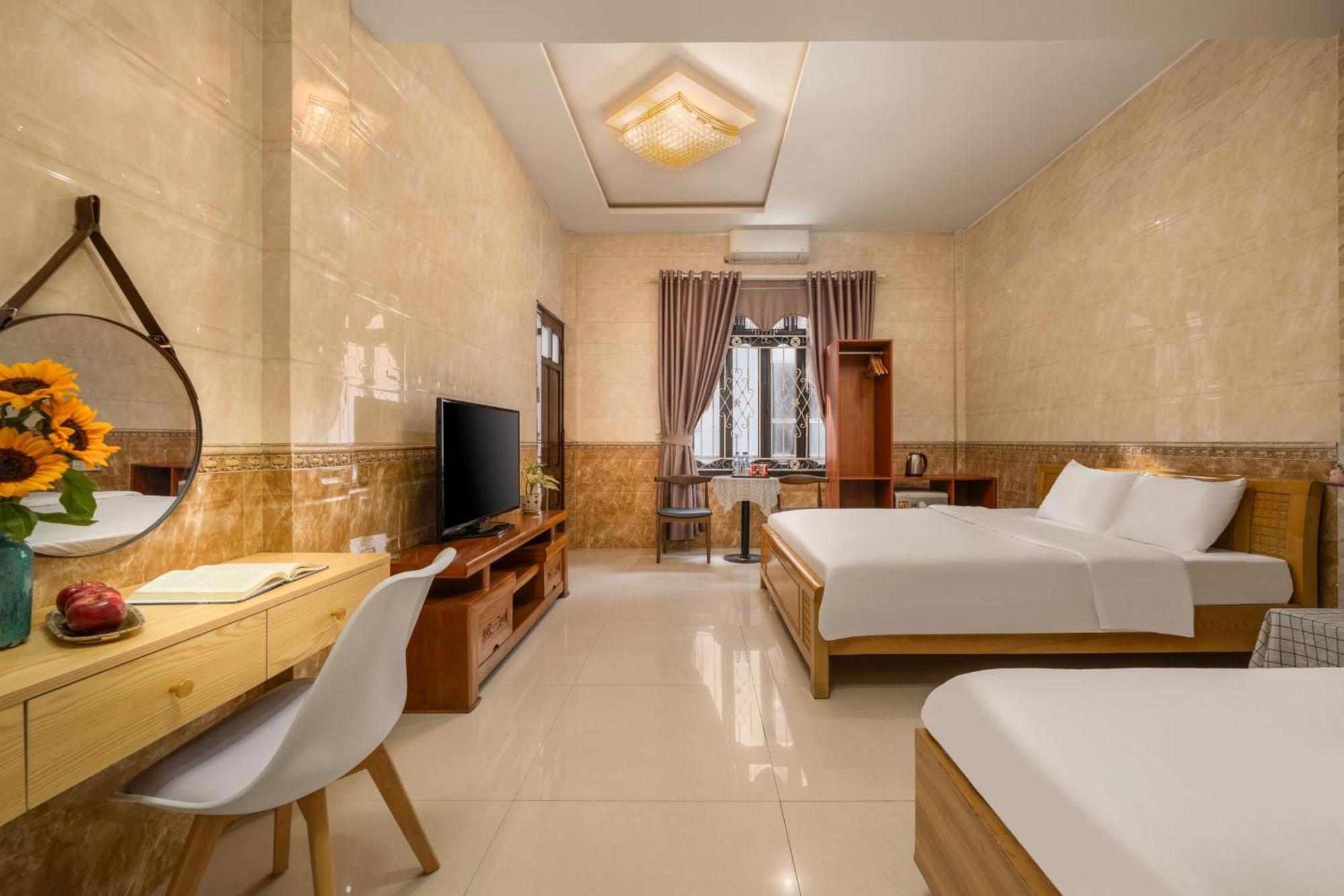 Kly Hotel Hue Exterior photo