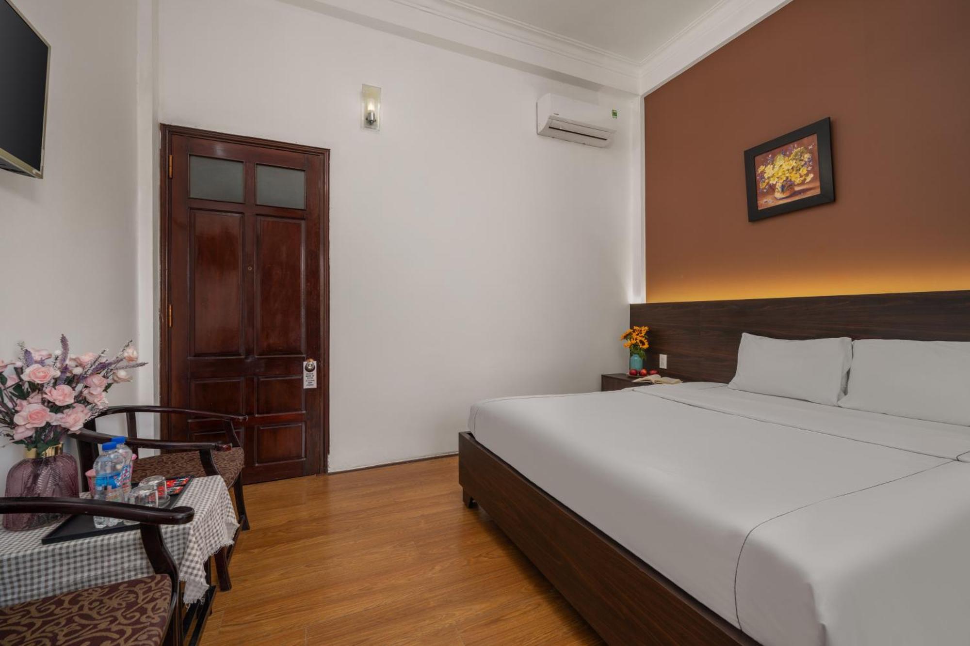 Kly Hotel Hue Exterior photo